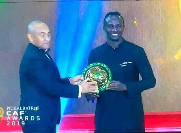 CAF AWARDS 2019 : Sadjo Mané rafle la mise face à l’Egyptien Mohamed Salah