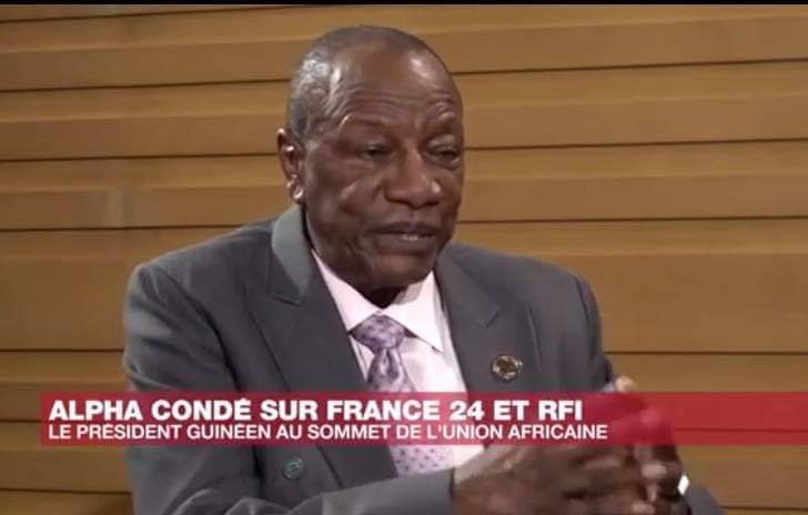 Alpha Condé : “La Constitution actuelle, nous sommes obligés de la violer par des accords politiques”