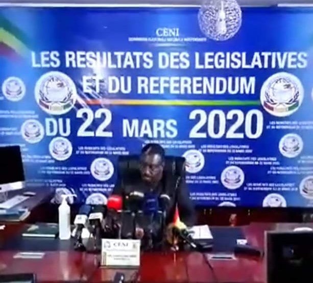 Résultat du référendum contesté en Guinée :  91,59 % de « OUI », selon la CENI