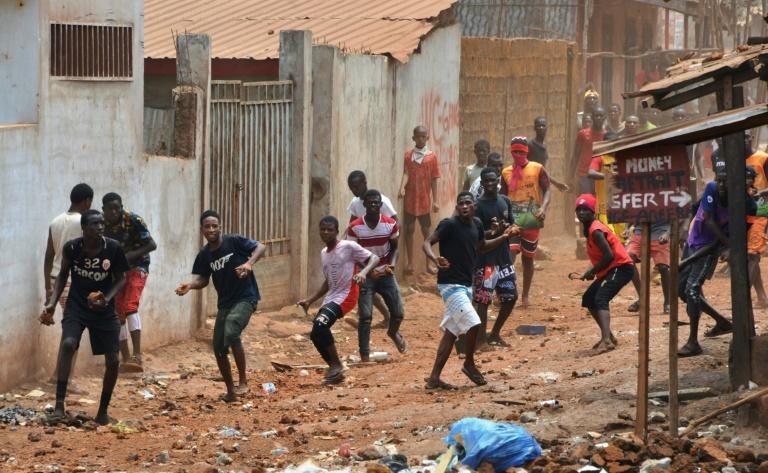 Guinée: le référendum constitutionnel et les législatives troublés par des violences