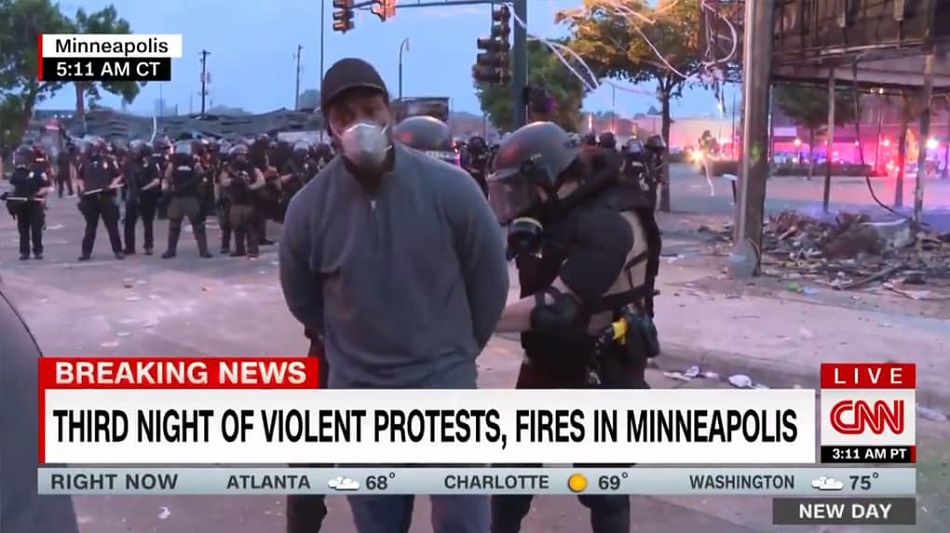 Minneapolis : un reporter noir de CNN arrêté et menotté en plein direct