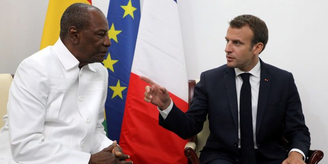 Guinée : Emmanuel Macron juge la situation “grave” après la réélection d’Alpha Condé