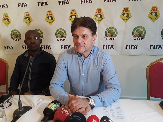 Liste du Syli National : Didier Six se justifie sur la forte présence des joueurs évoluant en Guinée