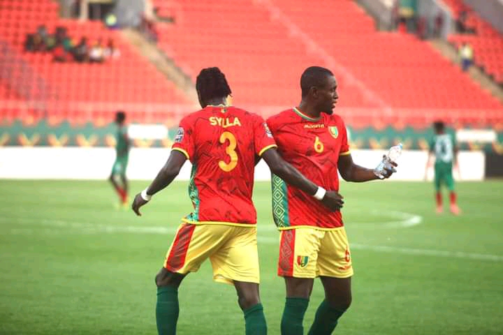 CAN 2021 : La Guinée en huitièmes malgré une défaite contre le Zimbabwe, ça passe aussi pour le Malawi