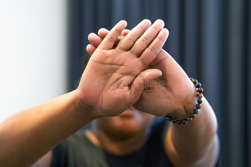 Une femme qui a épousé son concubin, dit: « Si je connaissais à l’avance la gravité de…»