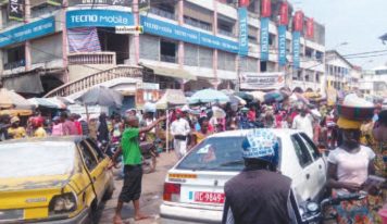 Guinée : les autorités fixent les prix des denrées pour le Grand Conakry