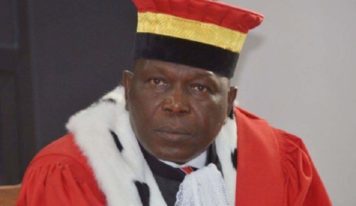 CORRUPTION : L’ex-président la Cour Constitutionnelle conduit en prison