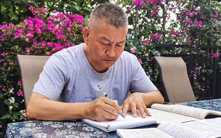 Liang Shi, millionnaire Chinois, échoue au bac pour la 27e fois