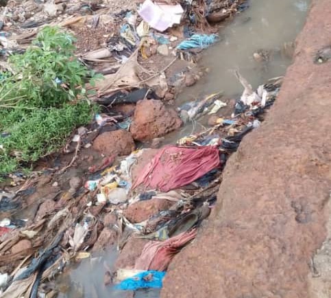 Conakry : pourquoi le quartier Béhanzin est-il si sale ?
