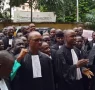 Conakry : des magistrats manifestent devant la Cour suprême
