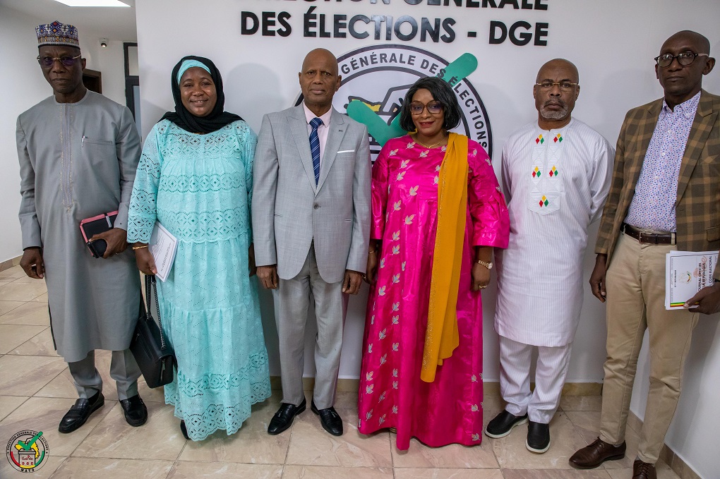 La DGE reçoit des régulateurs médias africains, avant la Présidentielle