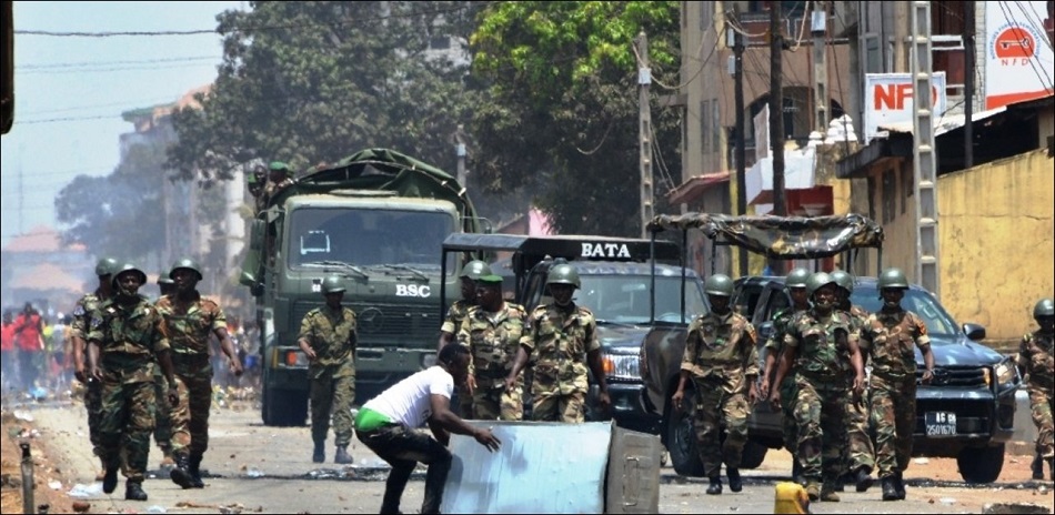 La Guinée clôture une violente journée de référendum et de législatives