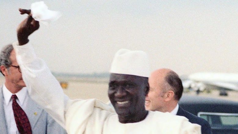 Conakry : la tombe de Sékou Touré profanée. Un homme en uniforme interpellé