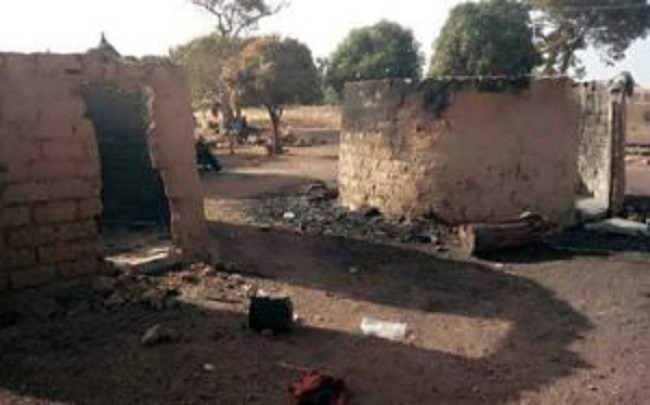 Pour une femme, deux villages s’affrontent à Mandiana: un mort et une cinquantaine d’habitations calcinées