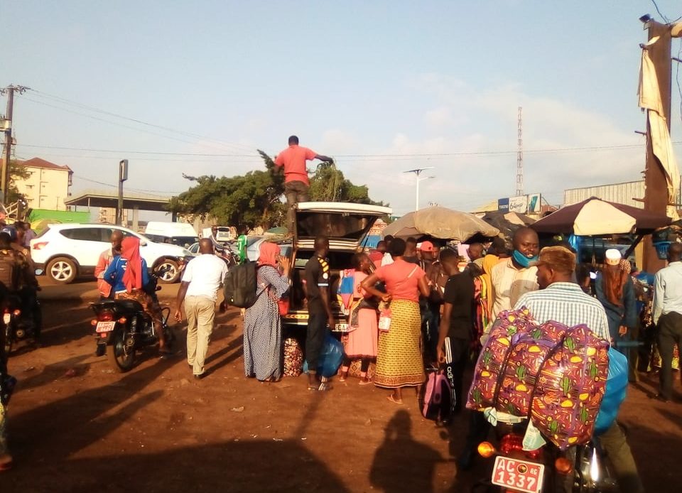 Crise post-électorale en Guinée : rallier les villes de l’intérieur du pays, un casse-tête chinois