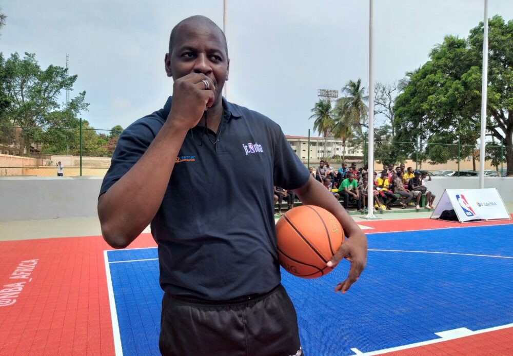 Basket-ball : Sakoba Keita veut mettre fin à la crise qui secoue la fédération ( vidéo)