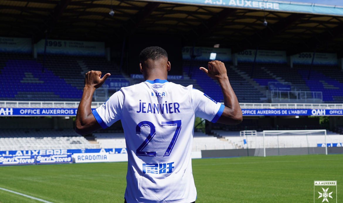 Mercato: l’international guinéen Julien Jeanvier signe à Auxerre