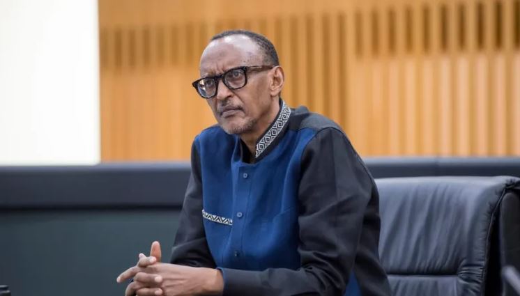 Conflit RDC-Rwanda/ Koffi Olomidé s’en prend à l’invité de Mamadi Doumbouya