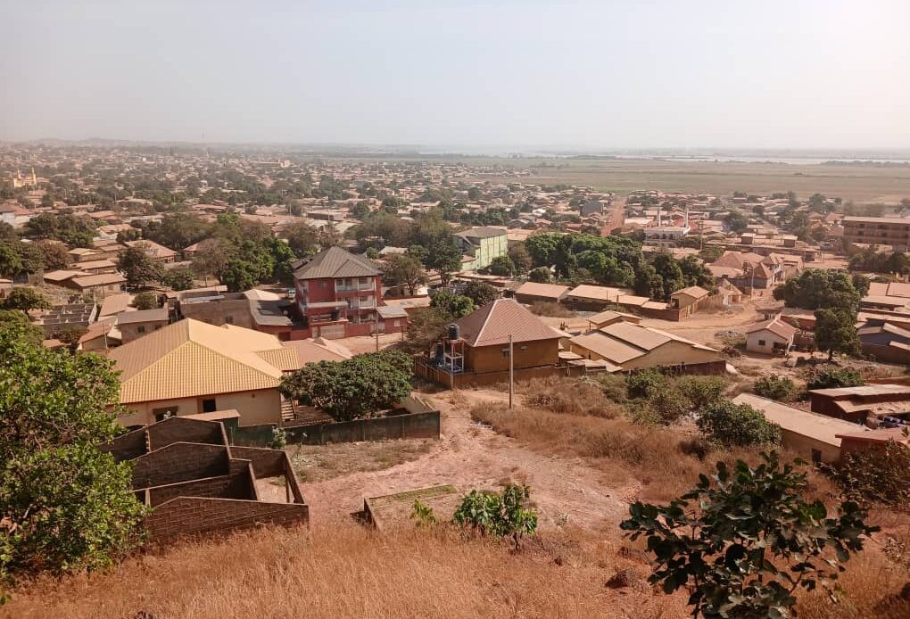 Siguiri : un rassemblement en faveur de Doumbouya finit en bagarre entre organisateurs 