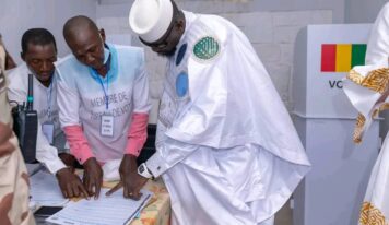 Vers une victoire écrasante du Général Doumbouya, à la Présidentielle en Guinée