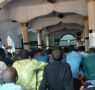 Présidentielle en Guinée : « voter pour Mamadi Doumbouya est conforme à l’Islam », déclare un imam